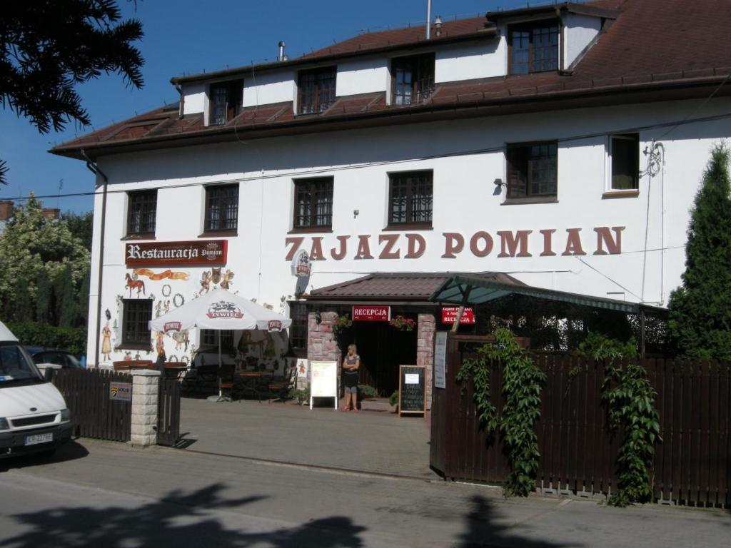 Zajazd Pomian Ozarow Mazowiecki Εξωτερικό φωτογραφία